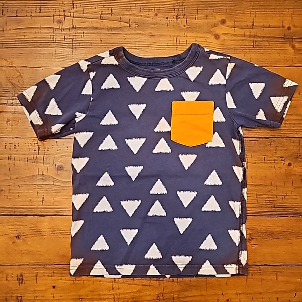 Tea Collection T-shirt, size 5